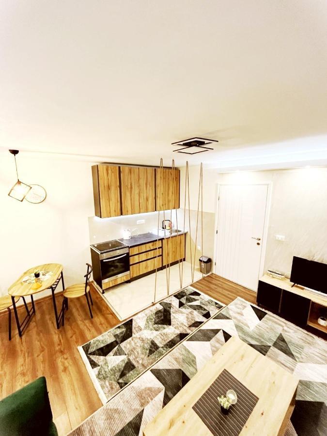 Apartman Dm SJJ Exterior photo